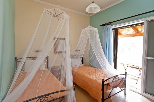 Arba Rooms Marathiás الغرفة الصورة